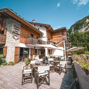 3* Hotel Les Airelles